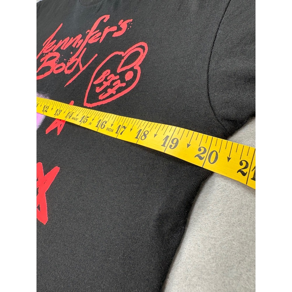 Jennifer's Body Movie Graphic T-Shirt Black Pink She's Actually Evil Size Medium - Picture 5 of 7